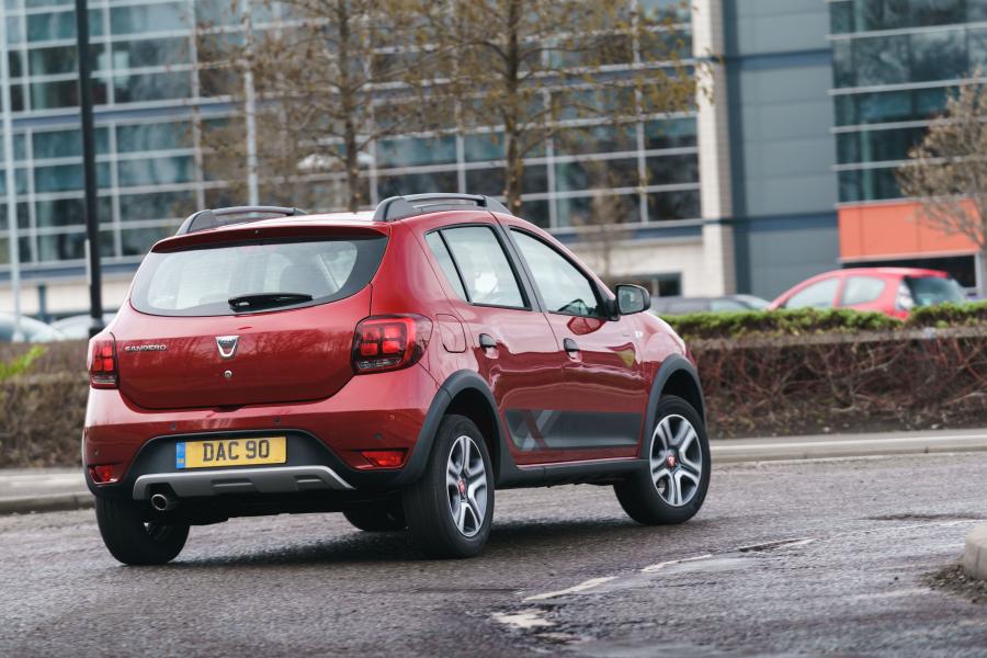 Dacia Sandero Stepway Techroad 2019 года  (UK) (фото 18 из 35)